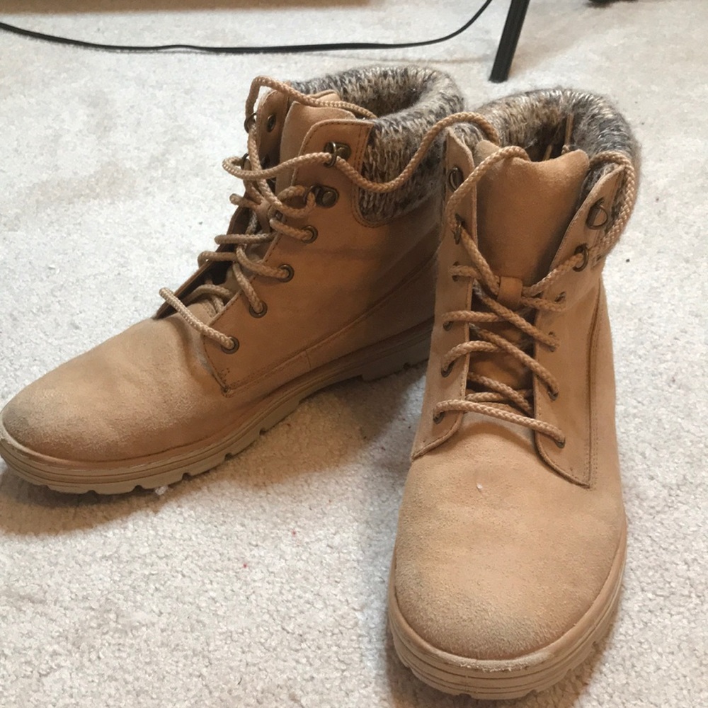 Cliffs boots
